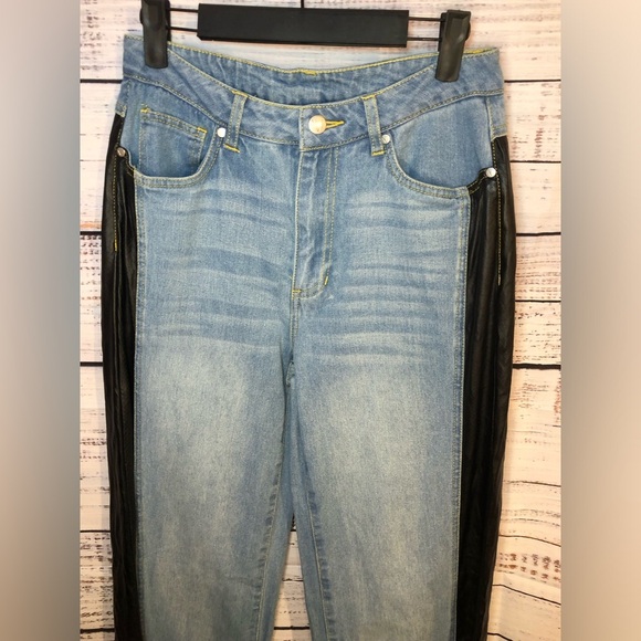 Women’s jeans with black snake skin side stripe - Picture 9 of 15